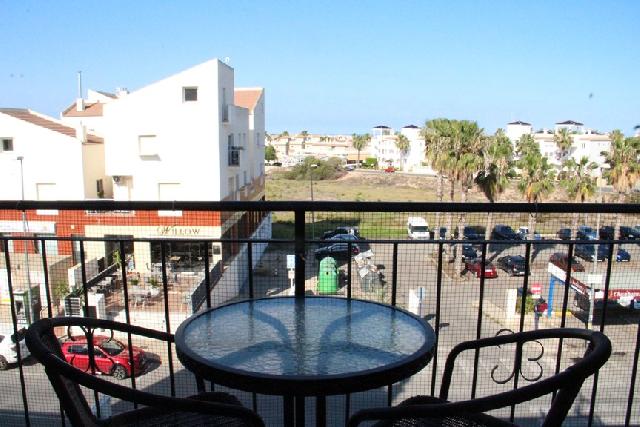 itsh 1733342659SECPVK ref 1836 mobile 1 Balcony to enjoy a morning coffee or evening wine Villamartin Plaza