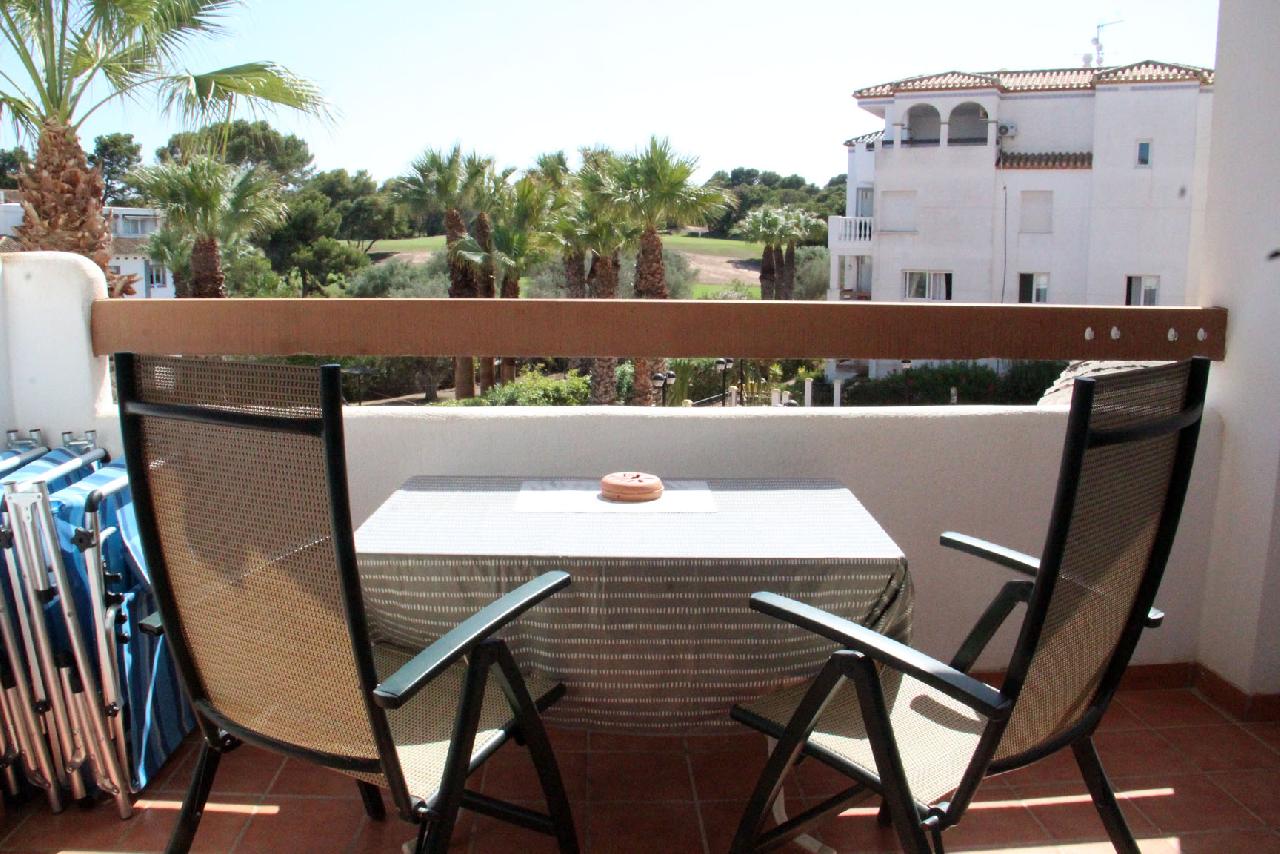 itsh 1727349388UDOEMA ref 1826 mobile 1 Balcony with stunning views Villamartin Plaza